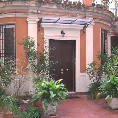 Vivilo Collection - Opera Teather Apartment - Very Central Рим Екстер'єр фото