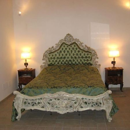 Vivilo Collection - Opera Teather Apartment - Very Central Рим Екстер'єр фото